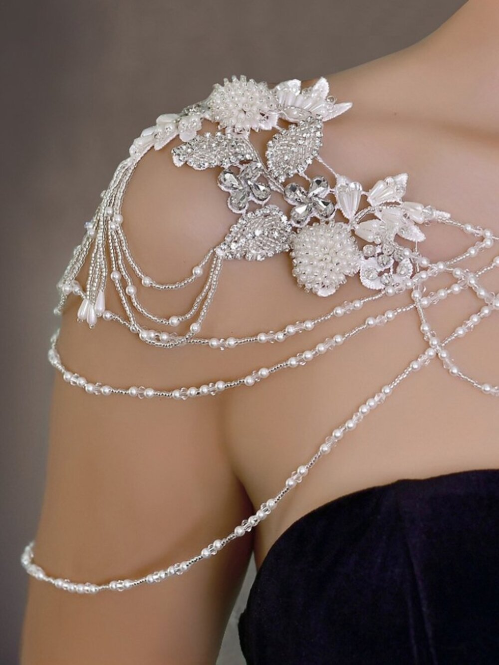 Elegant Crystal and Pearl Bridal Shoulder Chain Jewelry - Detachable Floral Wedd